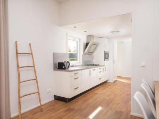 Designed Chalet with dishwasher, near water - Zuna - 7