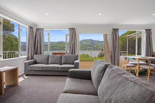 Takamatua Holiday Home - 1