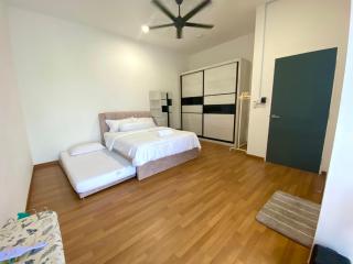 Little Boo Homestay @ Kota Warisan - 6