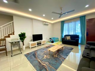 Little Boo Homestay @ Kota Warisan - Sepang - 0