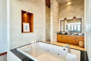 Luxurious Escape in Uluwatu - Ocean Villa with 5 BR and private Pool - Uluwatu - 7