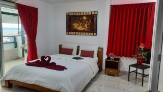 Happy Beach Jomtien Guesthouse - 1