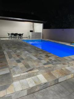 Com piscina. Casa para família. - Guaratuba - 3