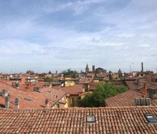 Romantic attic room with panoramic view - Bolonia - 1
