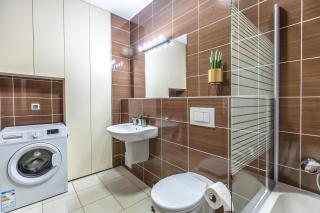 Tampa Gardens Sunny Studio - Adults Only - Braşov - 3