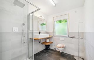 Amazing Home In Zeulenroda-Triebes With Sauna - 1