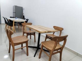 Nana's Sitiawan Home Stay, Victoria cottage - Sitiawan - 9