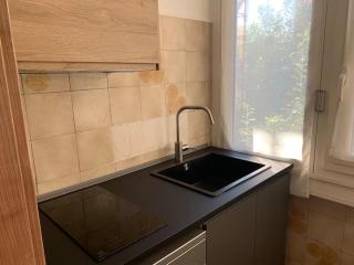 Sunny -Entire Apartment Milan Center- 24h check-in - Milan - 1