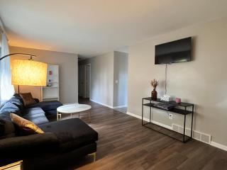 Oasis Of Maple Grove - 8