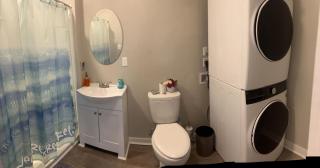 4/2 Home Close to Beach, Centrally located! - Gulfport - 2