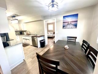 4/2 Home Close to Beach, Centrally located! - Gulfport - 8