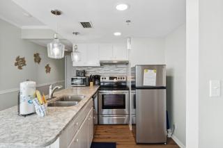 Sunbird Resort! Incredible Beachfront Corner Unit! Free Beach Chairs! by Dolce Vita Getaways PCB - 7