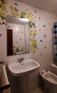 Quiet and budget Santa Justa Rooms - 6