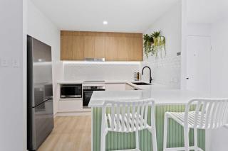 Beautiful Burleigh Heads 3 BRM Apartment! - Gold Coast - 8