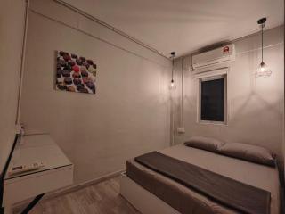 Sunshine House - George Town - 4