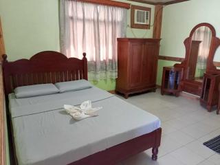 Regular Room in Casa de Piedra Pension House - - 0