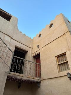 Mall Aldakhil House - Al Hamra - 3