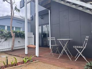WEST HUB. Private Infrared Sauna near city & much more! New purpose built loft style! - Brisbane - 7