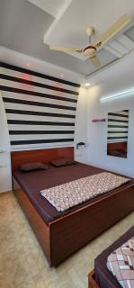 HOTEL JB STAR - Mandvi - 3