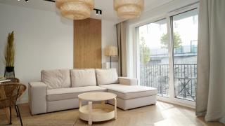 Castle Apartments - King - 1