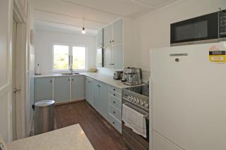 Classic bach near the beach - 2