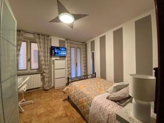 Ca Lina Lecco spacious apartment with parking space - Lecco - 2