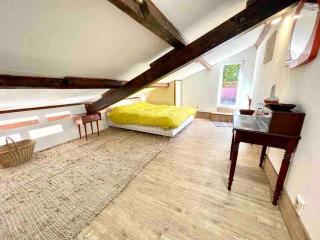 Charmante maison dans jardin, calme, 55m2- 2ch, métro, très proche Paris - 7