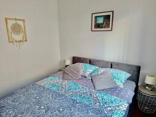 PIANO apartment near CRACOW, modern, 3 rooms, free parking, terrace, garden, wifi - 8