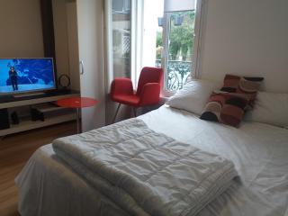 Simple Lovely Studio - 2