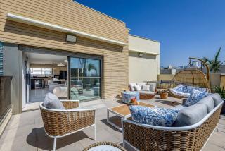 #Breathtaking 4BR/3BA Duplex Seafront - Tel Aviv - 3