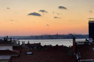 Stylish & Dreamy 2BR Flat in Moda - 1