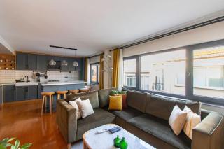 Stylish & Dreamy 2BR Flat in Moda - 0