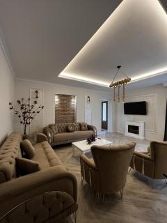 Casa moderna situata in zona centrala a orasului - Tulcea - 9