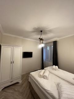Casa moderna situata in zona centrala a orasului - Tulcea - 4
