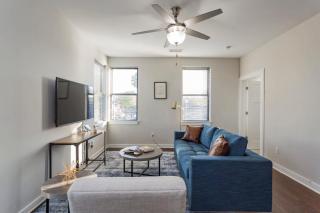 CozySuites Music Row Stylish 2BR-free parking 29 - Nashville - 3