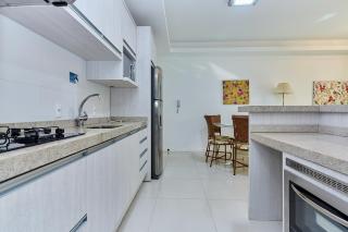 1054 - Apartamento Centro de Bombinhas - Vista Mar - 1 Vaga Garagem - 50 metros Praia - Bombinhas - 3