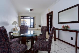 964 - Apartamento com vista para o mar, localizado na Avenida da praia do Centro de Bombinhas - 1 Vaga na Garagem - Bombinhas - 4