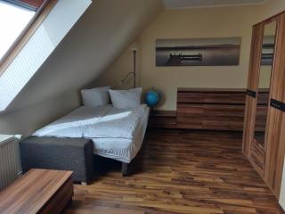 Modern townhouse, quiet and close to the centre. - 1