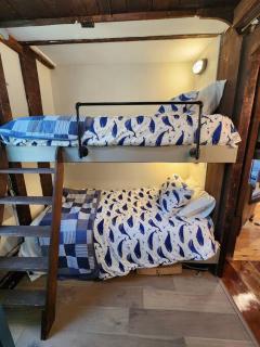 The Orca Suite- Bearskin Neck Rockport- Steps to all - 3