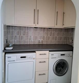 Upperton Hideaway Garden Apartment - 5