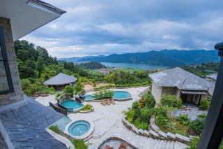 Dorje's Resort and Spa - Pokhara - 9