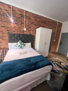 Cozy Craftsman 231 - Johannesburg - 7
