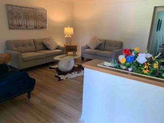 3 BedRooms House in the Nicest Area in Clinton Township - Clinton - 4