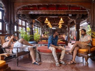 Madpackers Goa Anjuna - Bar - 9
