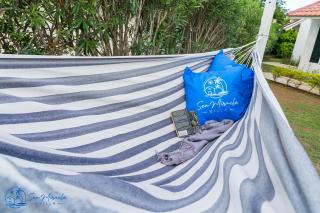 Sea Miracle Villa/Beach Cottage - Silver Sands - 2