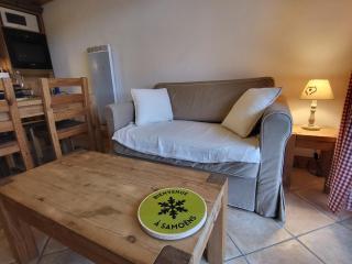 Ecrins A4, 1 bedroom apartment with bunk room, central Samoëns - 2
