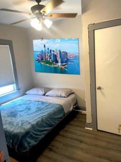 Entire 3bd Apartment mins to NYC + Free Parking - Teaneck - 7