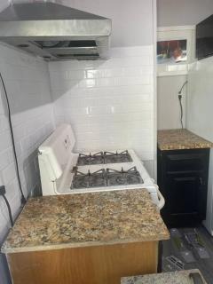 Entire 3bd Apartment mins to NYC + Free Parking - Teaneck - 1