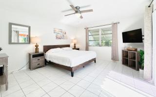 Waterfront Getaway with Pool! - Pompano Beach - 2
