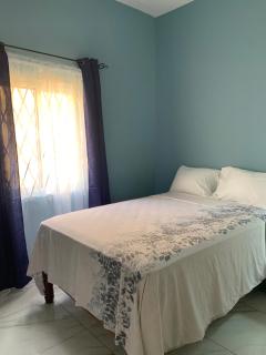 TOWNHOUSE GET-a-WAY - 1